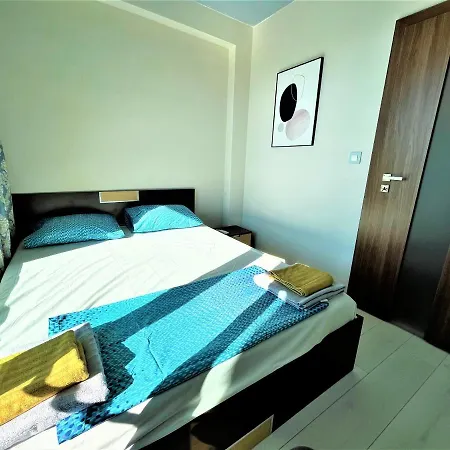 Botabara 312 Beach Front Apartment Daire
