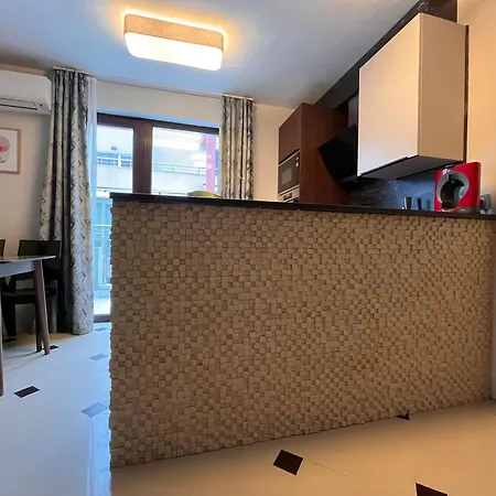 Botabara 312 Beach Front Apartment Daire